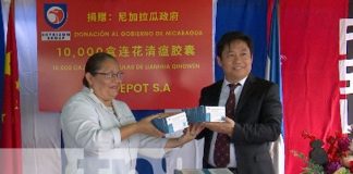Entrega de cápsulas de medicina tradicional china para Nicaragua