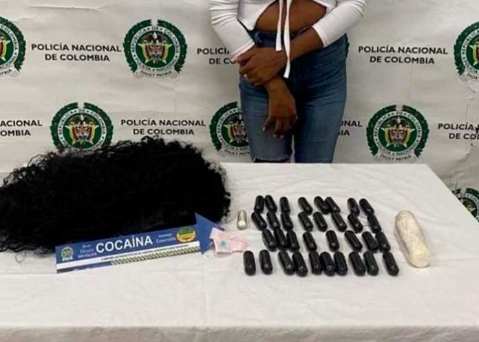 colombia1 ¡Inédito! En Colombia mujeres llevaban cocaína en las extensiones de cabello