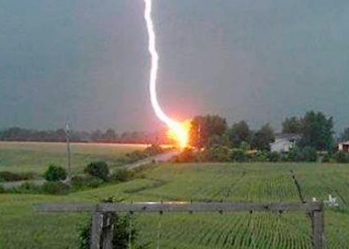 Rayo mata a un jornalero nicaragüense en una finca en Costa Rica