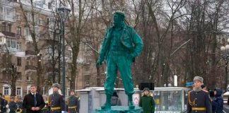 Rusia junto a Cuba inauguran un monumento en honor al líder Fidel Castro