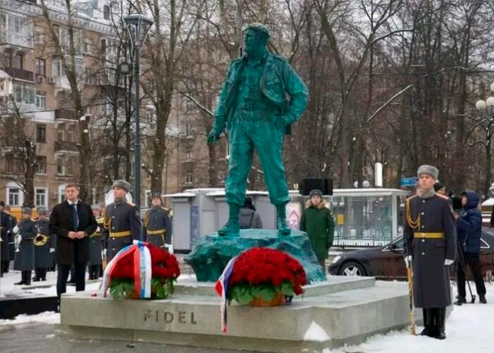 Rusia junto a Cuba inauguran un monumento en honor al líder Fidel Castro