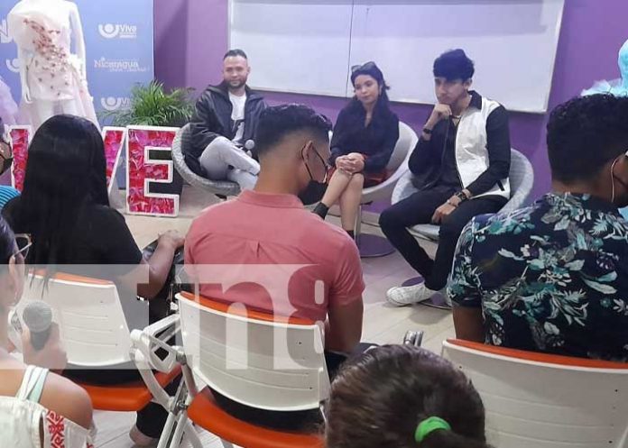 Escuela Creativa de Nicaragua Diseña