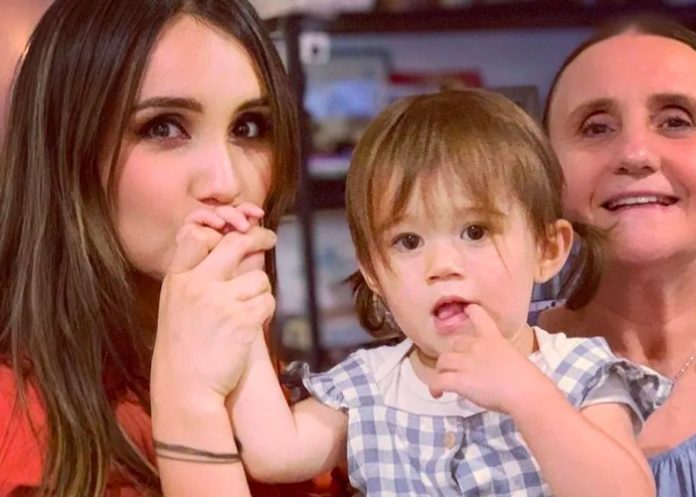 dulce Dulce María celebra 2 años de su hija con lindo video