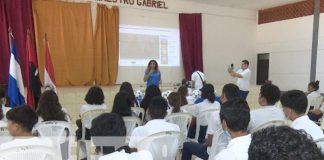 MINED lleva a cabo taller de Fútbol Femenino en un colegio de Managua