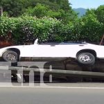 Luego de colisionar, abandona su vehículo en carretera Nueva a León Luego de colisionar, abandona su vehículo en carretera Nueva a León