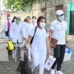 Familias se inmunizan contra el COVID-19 en el barrio Larreynaga, Managua Familias se inmunizan contra el COVID-19 en el barrio Larreynaga, Managua