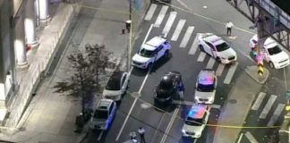 Baño de sangre dejó un tiroteo afuera de un bar en Filadelfia
