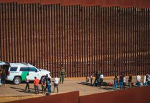 Trágica muerte de una migrante tras caer del muro fronterizo en Estados Unidos