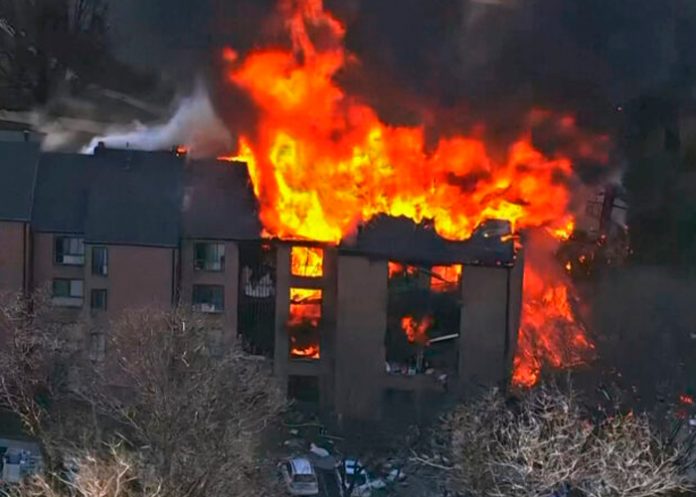 Al menos 12 heridos tras una brutal explosión en un edificio en Maryland