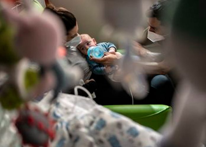 españa3 Alerta en España por el incremento inesperado de bronquiolitis en bebés