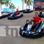 Competencia de Go Kart en el Puerto Salvador Allende