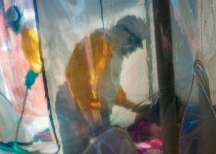 En Reino Unido mantienen aislado y bajo vigilancia el primer caso de Ébola