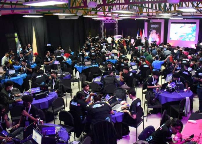Invitan al Hackathon 2022