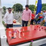 Funcionarios de Nicaragua visitan cementerios para honrar a héroes y mártires