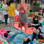 Ascienden a más de 160 muertos tras el sismo de 5.6 en Indonesia Ascienden a más de 160 muertos tras el sismo de 5.6 en Indonesia