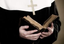 Tras la cárcel tres monjas en Italia por "brutales" agresiones a niños