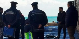 "Selfie mortal" frente al mar en Italia acaba con la vida de una mujer