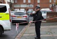 «Con hazaña» apuñalan hasta la muerte a 2 jóvenes menores de 16 en Londres Matan a puñaladas a dos menores de 16 en Londres