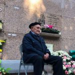Ancianito de 91 años visita a diario la tumba de su amada «hace 8 años» Hombre de 91 años visita todos los días la tumba de su esposa