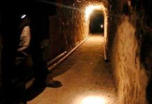 Hallan dentro de una iglesia un «narcotúnel» entre Mexicali y Calexico Hallan dentro de una iglesia un "narcotúnel" entre Mexicali y Calexico