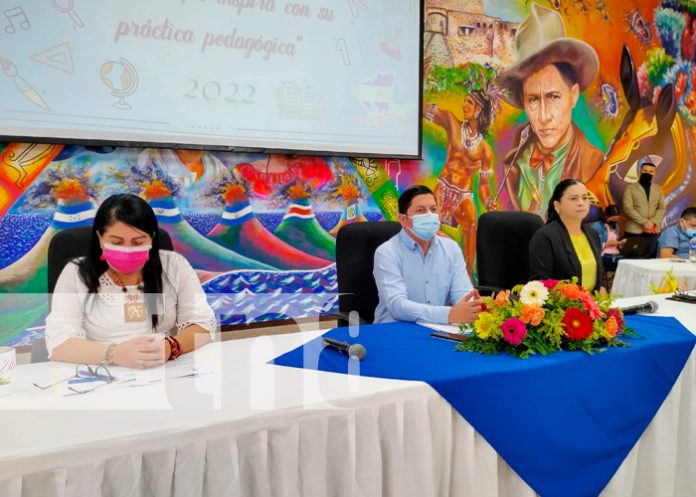 Inicia concurso para seleccionar al mejor maestro de Nicaragua