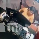 «Ladroncita» roba a lo fino en establecimiento nocturno de Chinandega Logró sustraer de dinero en establecimiento de Chinandega