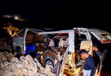 Trágico accidente en Pakistán dejó 20 personas de la misma familia muertas