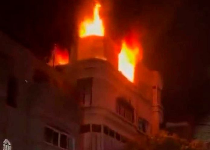 palestina1 Calcinados quedaron 21 palestinos en la Franja de Gaza por un incendio