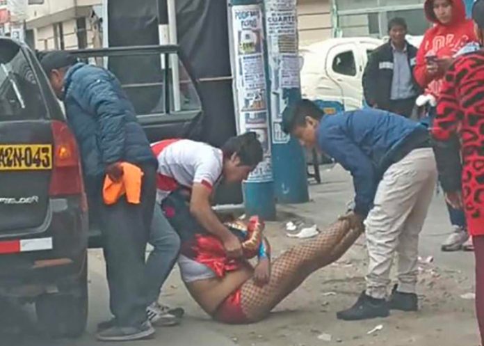 Termina borracha en una fiesta de Halloween