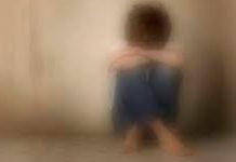 Indignante video de depravadas sexuales, casi matan a un niño tras violarlo Indignante video de depravadas sexuales, casi matan a un niño tras violarlo