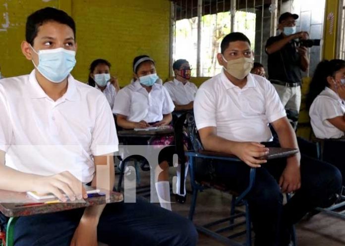 Orientación vocacional para alumnos en Nicaragua