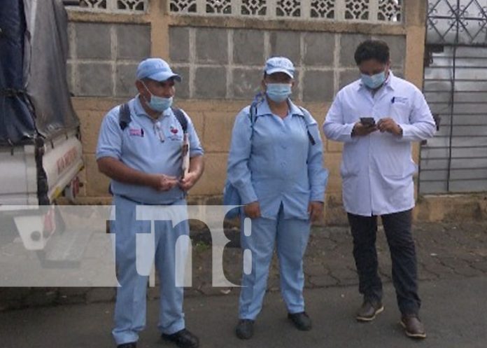 w Brigada médica visita el barrio Romin Manrique, Distrito IV de Managua