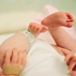 De locos, mujer va al hospital por dolor en la espalda y termina pariendo De locos, mujer va al hospital por dolor en la espalda y termina pariendo