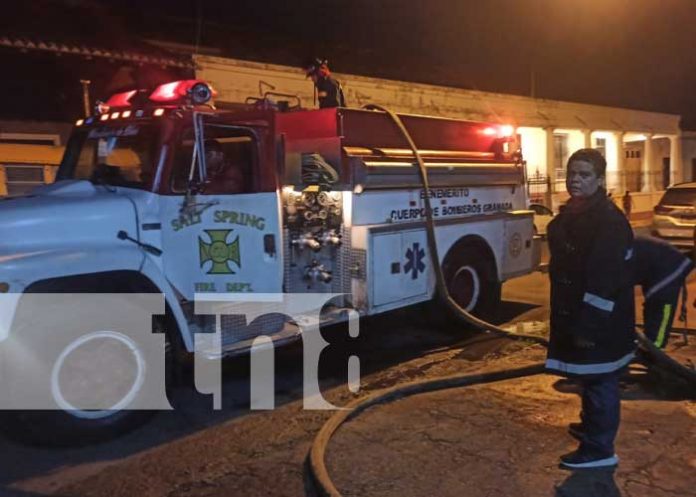 Incendio provoca el susto de su vida a familia de Granada