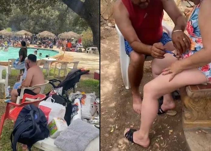 1 ¡Sin vergüenza! Pareja se depilan mutuamente sus partes en piscina