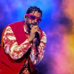 Fanática se decepciona al creer que Bad Bunny olía a “flores” Fanática se decepciona al creer que Bad Bunny olía a “flores”