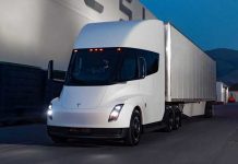 Tesla: Elon Musk vende su primer camión electrónico Tesla: Elon Musk vende su primer camión electrónico
