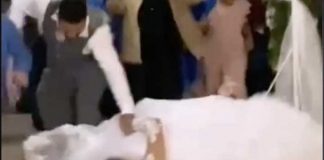 Novia se cae en la entrada nupcial con todo y el novio