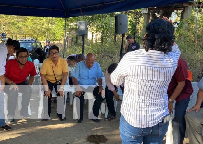 Gobierno Municipal inauguró 1 km de camino Productivo El Naranjito, Juigalpa