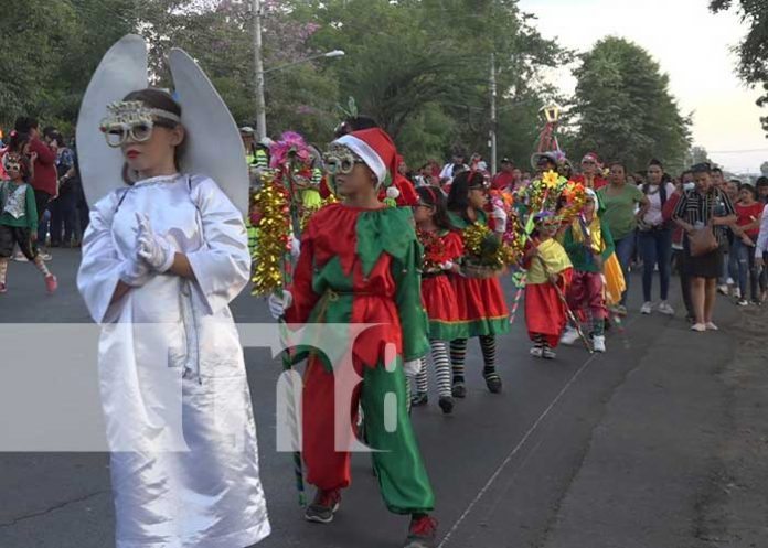 Alegría en Carnavales Navideños en el departamento de León