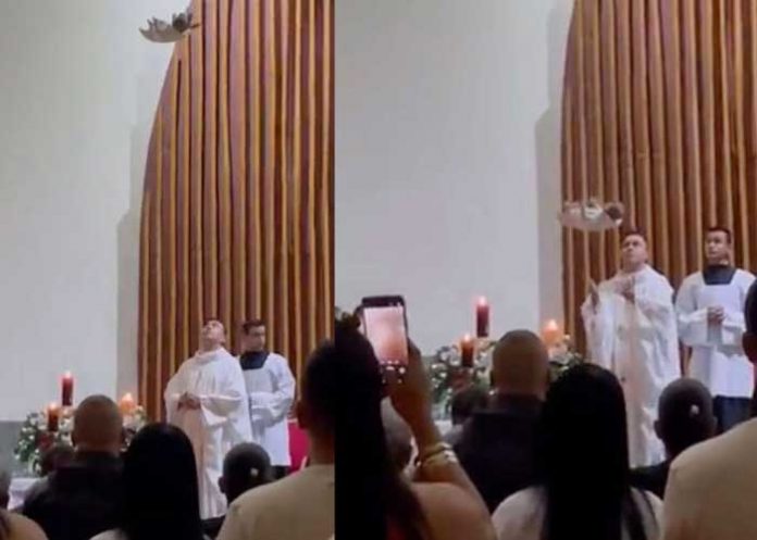 1 En video quedó captado como el niño Dios bajó del cielo en una iglesia
