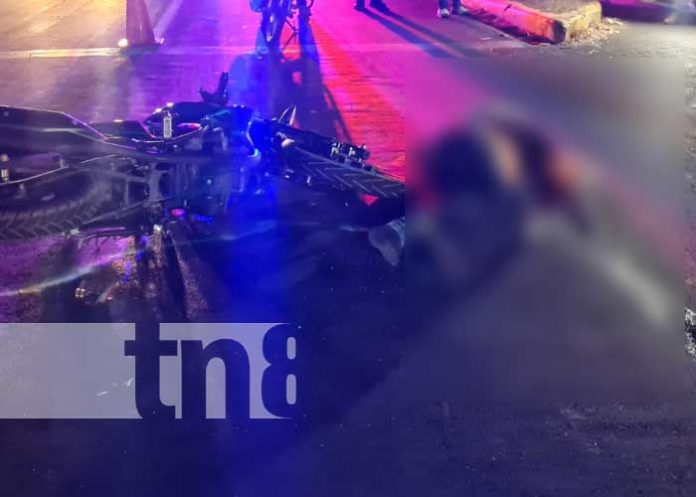 Foto: Trágica muerte de motociclista en la Colonia Unidad de Propósito, Managua / TN8