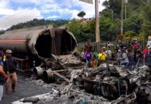 Sube a 34 la cifra de fallecidos en Sudáfrica por camión cisterna