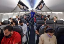 Video: Pasajeros se dan tremenda golpiza a bordo de un avión Video: Pasajeros se dan tremenda golpiza a bordo de un avión
