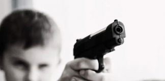Niño de 5 años es baleado por su amigo de 8 en Houston