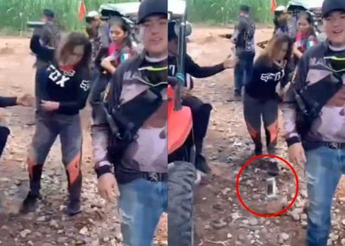 ¡Tóxica a la vista! Destrozó el teléfono de su novio por puros celos