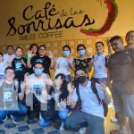 Foto: Intercambio de experiencias de universitarios con jóvenes sordos , en Granada/ TN8