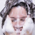 ¿Es bueno lavarte el rostro con shampoo Head & Shoulders? ¿Es bueno lavarte el rostro con shampoo Head & Shoulders?