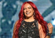 ¿Qué pasó parce? Karol G casi “deja los dientes” en el suelo en concierto ¿Qué pasó parce? Karol G casi “deja los dientes” en el suelo en concierto