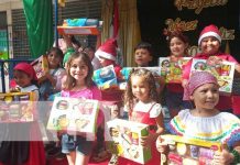61,475 niños de Chinandega recibieron un juguete en vísperas de la navidad Foto: 61,475 niños de Chinandega recibieron un juguete en vísperas de la navidad / TN8